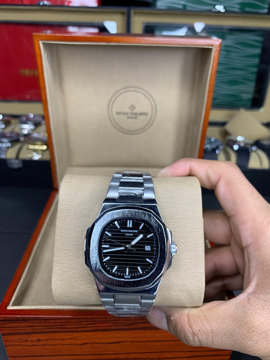 Patek Philippe Nautilus Silver Black Dial Replica