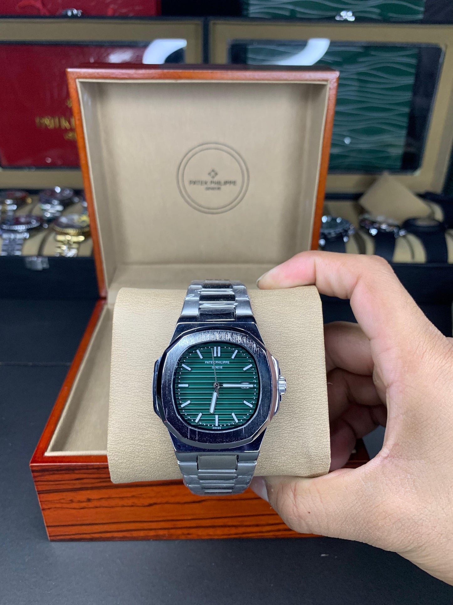 Patek Philippe Nautilus Green Dial Replica